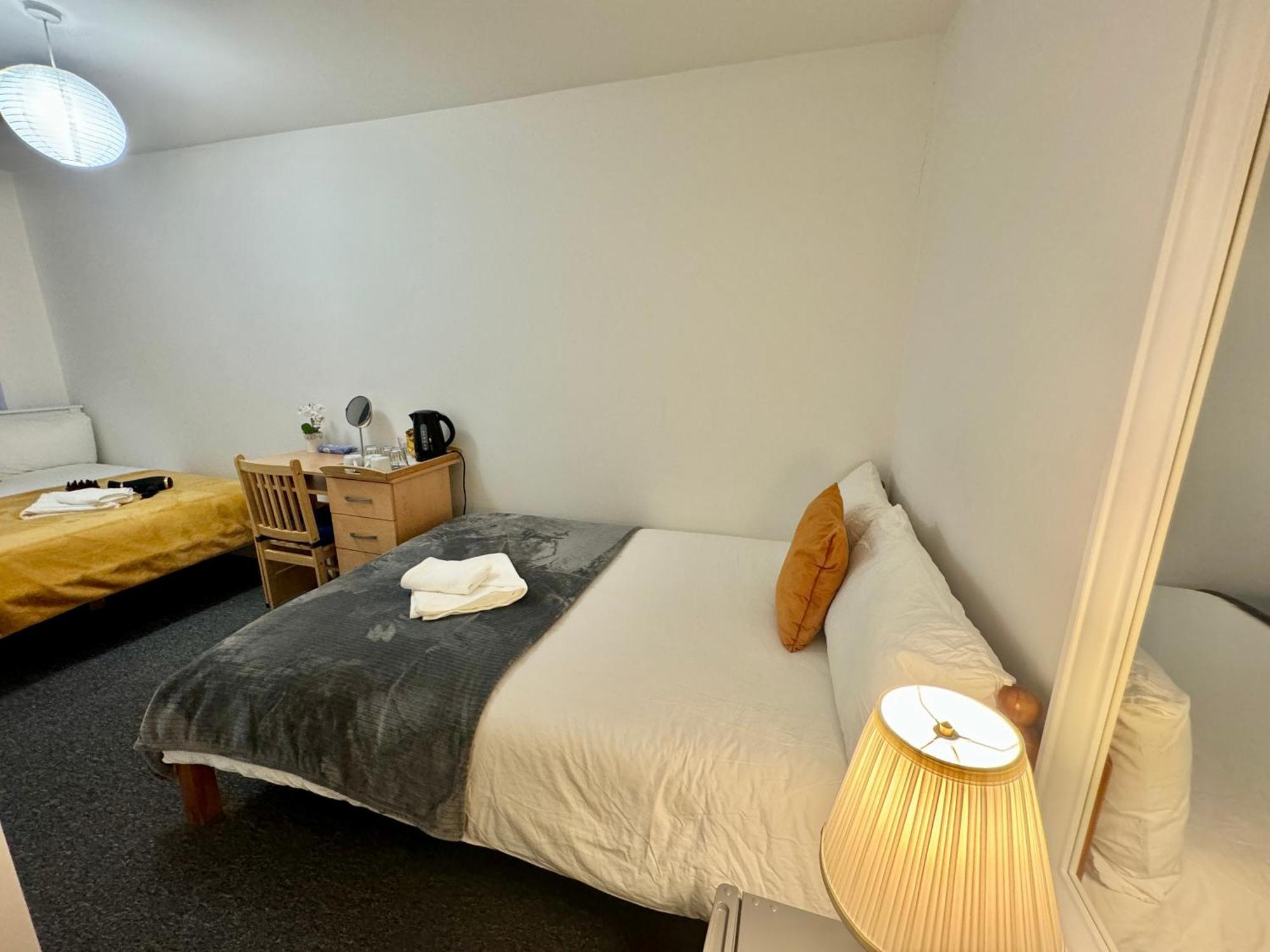 Cosmopolitan Comfort Private Bedrooms In Euston 106 Лондон Экстерьер фото