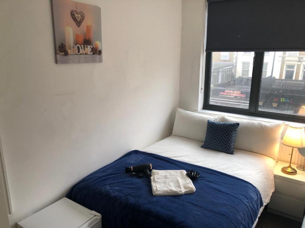 Cosmopolitan Comfort Private Bedrooms In Euston 106 Лондон Экстерьер фото
